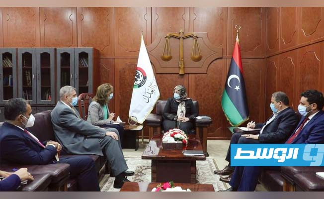 وزيرة العدل خلال لقاء كوبيش: خطوات لإطلاق المعتقلين وإنهاء السجون الخارجة عن القانون قريبا