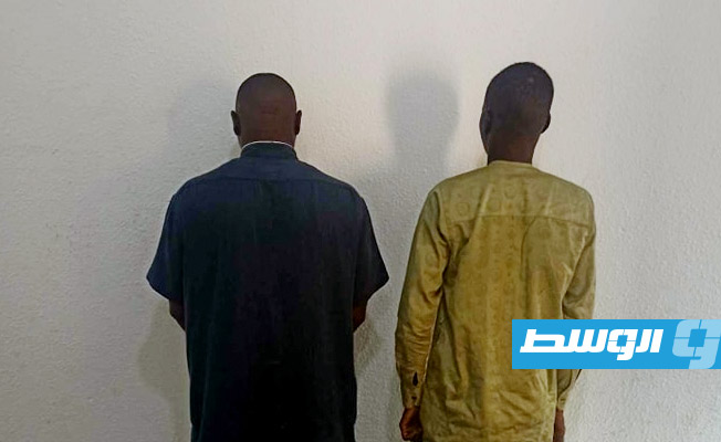 ضبط تشاديين بتهمة النصب في الواحات