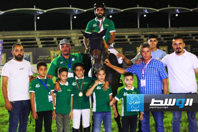 أويس بريكو والمعتصم بالله بطلا اليوم الأول لبطولة ليبيا لقفز الحواجز.. (صور)