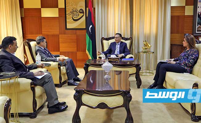 الحويج والغويل يبحثان تفعيل صندوق موازنة الأسعار وإصلاح الدعم السلعي