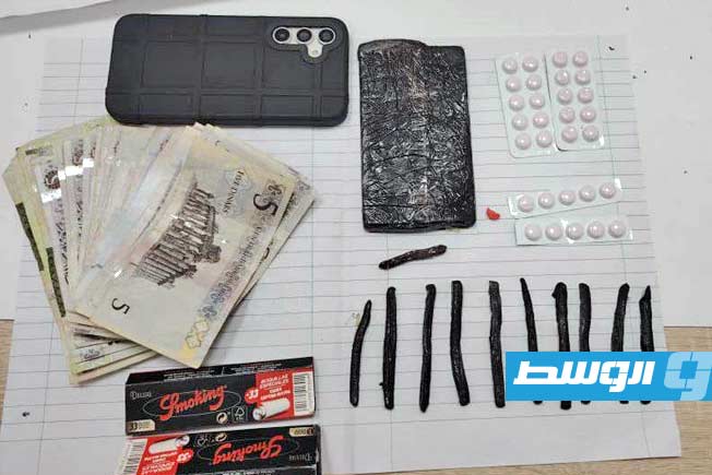 القبض على متهمين بالاتجار بالمخدرات في بنغازي