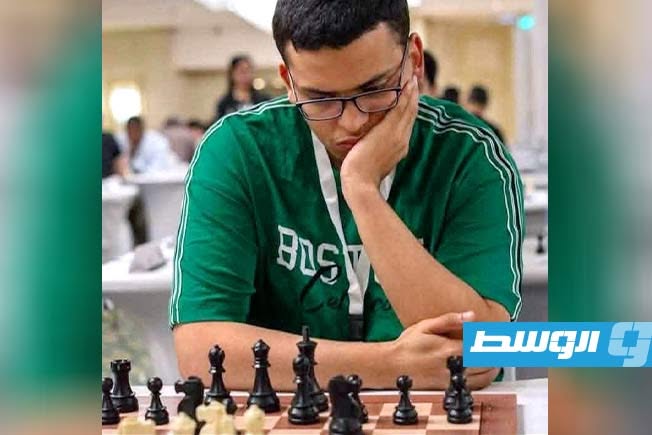 منتخب ليبيا للشطرنج يشد الرحال إلى بتسوانا للمشاركة في البطولة الأفريقية (صور)