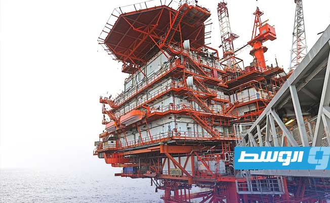 فتح 4 آبار غاز ووضعها على خط الإنتاح بحقل بحر السلام