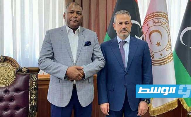 المبروك وابن قدارة يبحثان اعتماد ترتيبات مالية موقتة لمؤسسة النفط
