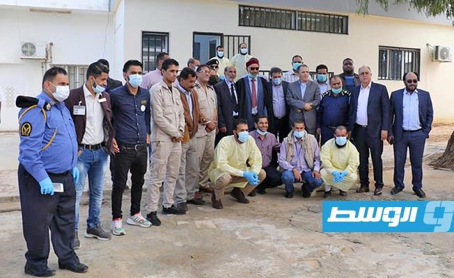 سعد عقوب يفتتح معمل كوفيد 19 بمركز طبرق الطبي