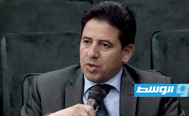 العقوري يطالب بتشكيل لجنة اقتصادية لدراسة سعر الصرف وتعدد مصادر الدخل