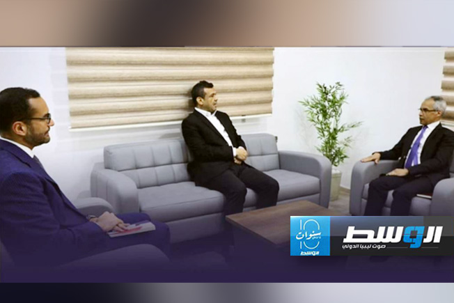 أبوجناح يلتقي مهراج ويبحث معه الوضع في الجنوب وتطوير قطاع الصحة