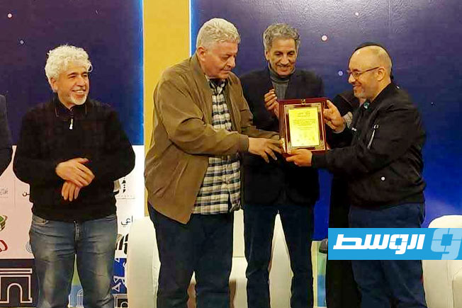 حوش محمود بي يستضيف أمسية تكريمية لـ«بلد الطيوب»