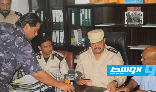 مدير أمن الهلال النفطي الجديد يتسلم مهام عمله بمقر المديرية في البريقة