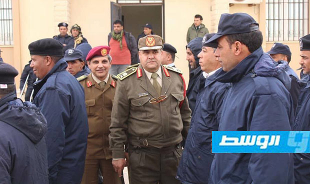 آمر منطقة طبرق العسكرية يتفقد منفذ أمساعد البري