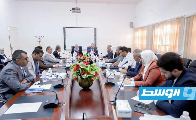 حكومة الوحدة تبحث تخصيص 5% من موظفي الوحدات الإدارية لذوي الاحتياجات الخاصة