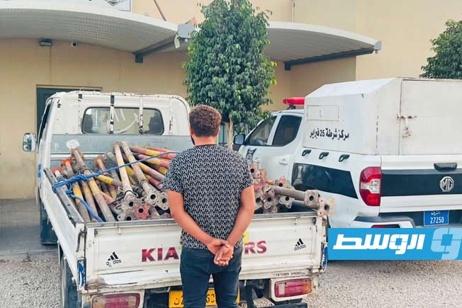 إيداع وافد سجن عين زارة لاتهامه بسرقة أحد المحال في تاجوراء