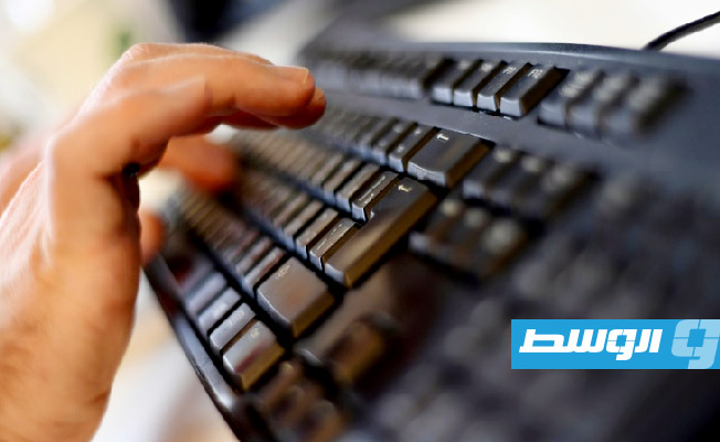 ضبط تشكيل عصابي يمارس الابتزاز الإلكتروني في باب بن غشير