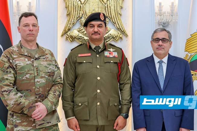 صدام حفتر وقائد «أفريكوم» يناقشان سبل تعزيز قدرات قوات «القيادة العامة»